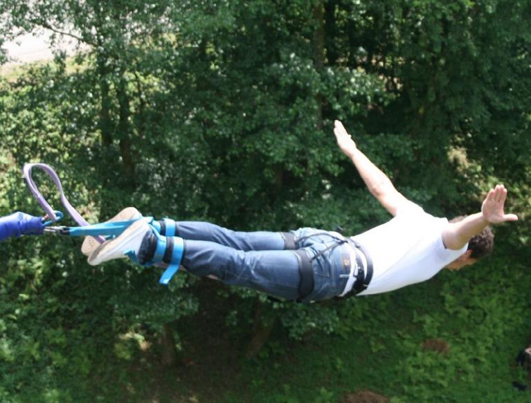 Saut élastique Viaduc de Juré (42